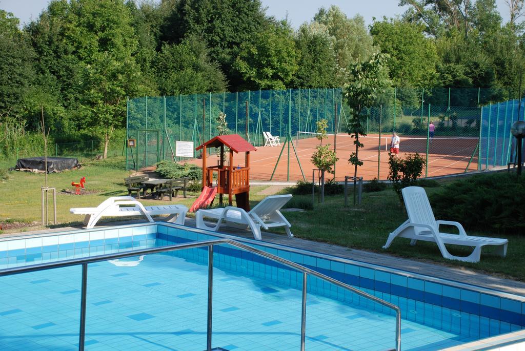 Апартаменти Romai Apartmanhaz Хевіз Номер фото